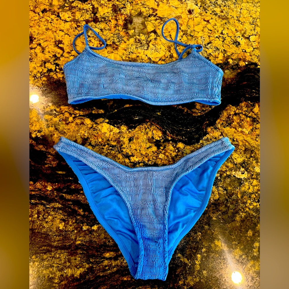 size small women’s blue triangl bikini